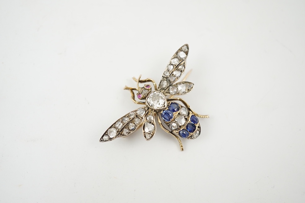 A Victorian sapphire and diamond brooch, late 19th century